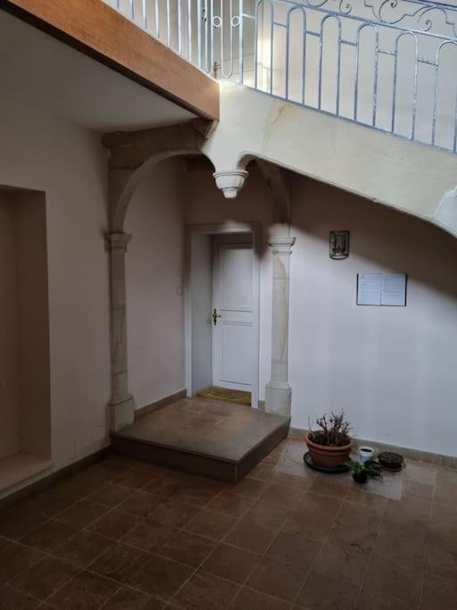 L'Ourse, Epinal,Tres Bel Appartement Quartier Port エクステリア 写真